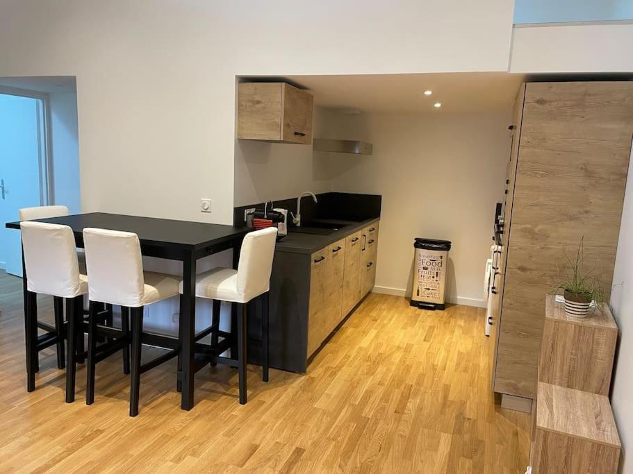 Appartement Atypique Et Fraichement Renove Saint-Vallier  Luaran gambar
